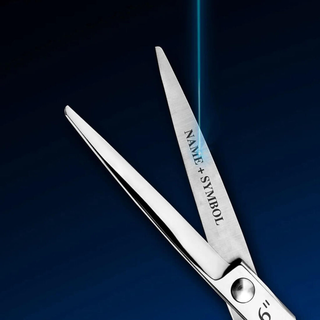 Nome e logo incisi al laser